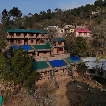 The Mud House Resort Kasauli Dış mekan fotoğraf