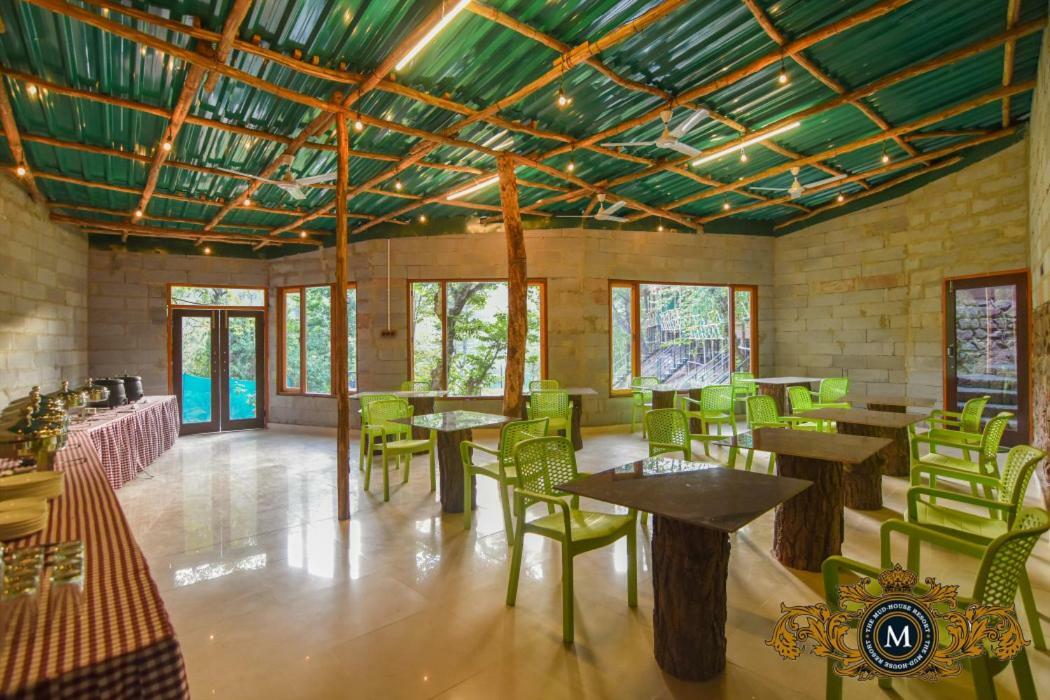 The Mud House Resort Kasauli Dış mekan fotoğraf