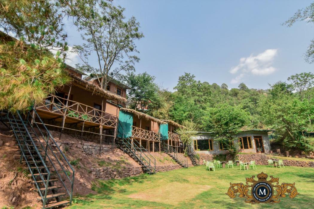 The Mud House Resort Kasauli Dış mekan fotoğraf